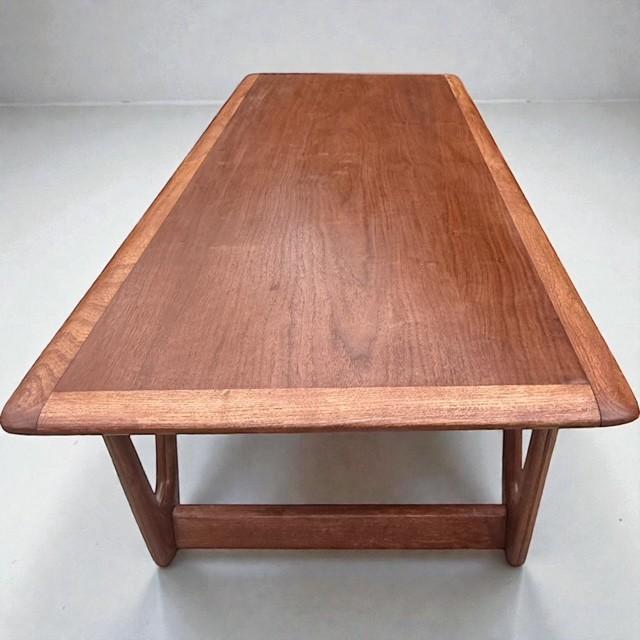 Mid-Century Modern 1960s Refinished Lane “Perception” Mid-Century Modern Coffee Table With Woven Drawer For Sale - Image 3 of 12