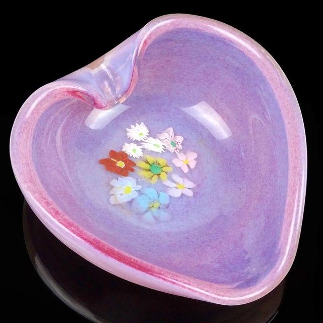 Beautiful vintage Murano hand blown pink spots and white opalescent Italian art glass heart shaped bowl with wild...