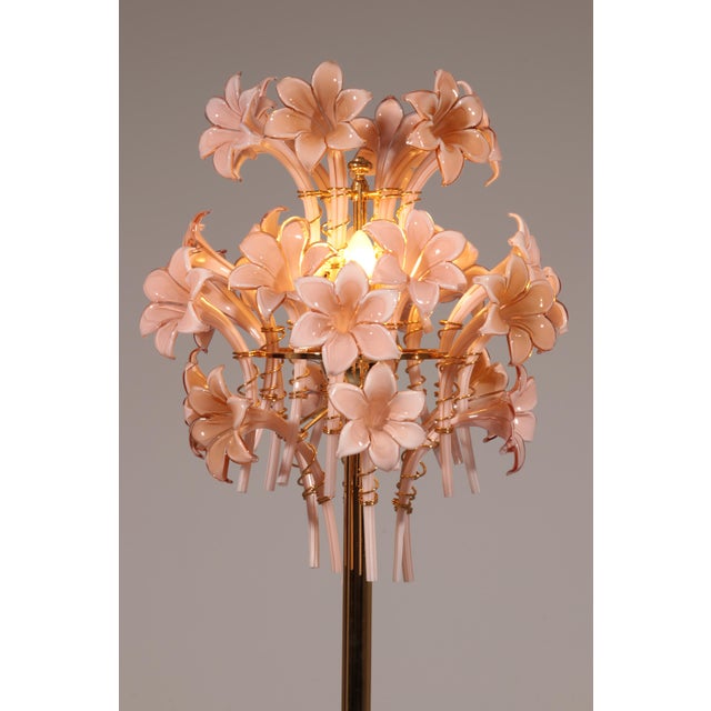 Murano Pink Lilly Floorlamp Murano Glass and Gilt Brass by Franco Luce, 1970 For Sale - Image 4 of 13