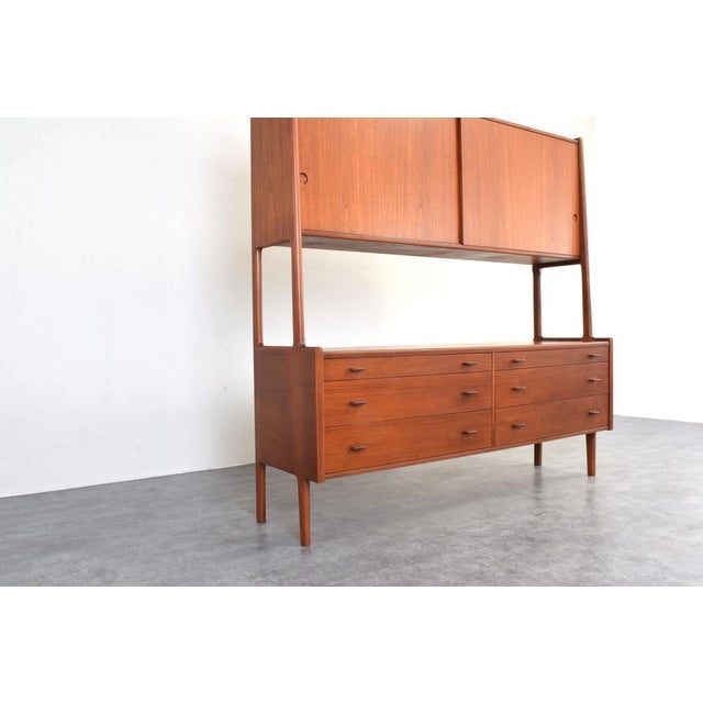 Mid-Century Modern Danish Teak Sideboard by Hans Wegner for Ry Møbler, 1950s For Sale - Image 12 of 18