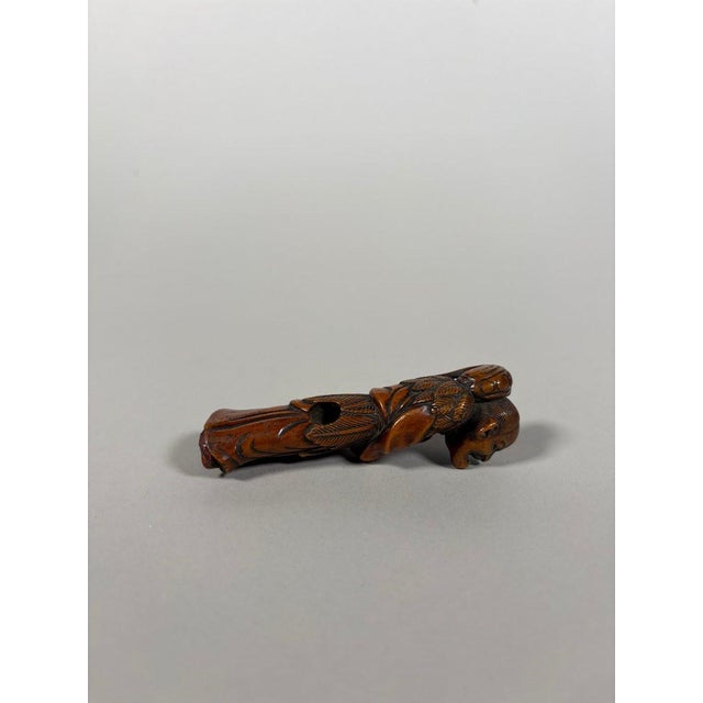 Brown Wooden netsuke, early 18th century, Edo period, Japan For Sale - Image 8 of 12