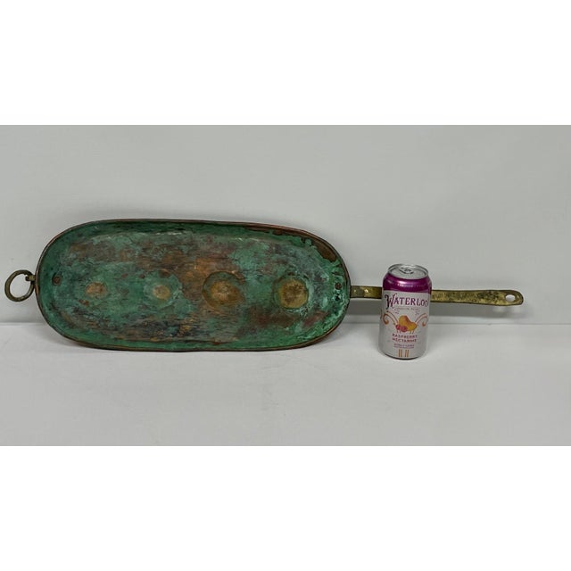 Metal Antique Oblong Copper & Brass Egg Poacher Pan With Long Hanging Handle For Sale - Image 7 of 10