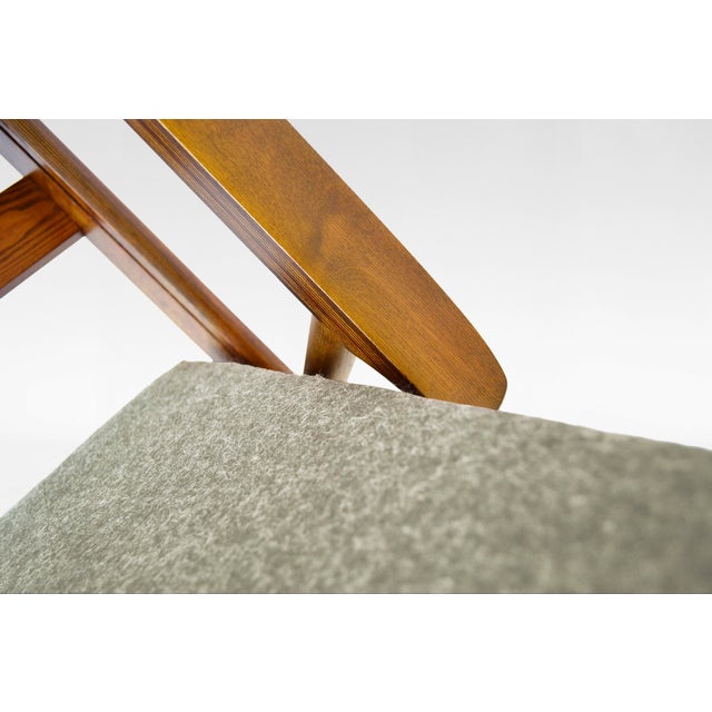 Vintage Convertible Sleeping Armchair by Valerija Ema Cukermanienė for Vilniaus Baldų Kombinatas, 1960s For Sale - Image 6 of 7