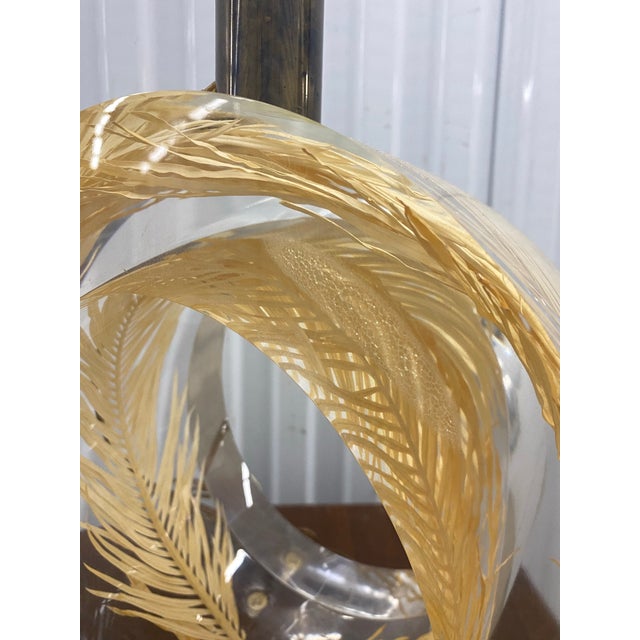 Vintage Lucite Table Lamp . For Sale - Image 9 of 12