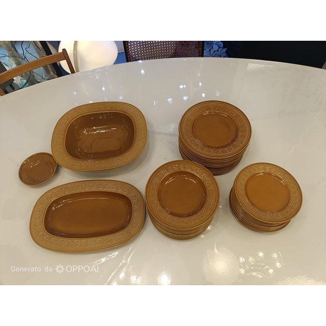 Mid-Century Modern Terracotta Colored Ceramic Margherita Dinner Service by Antonia Campi for Richard Ginori, Italy, 1960s, Set of 57 For Sale - Image 3 of 17