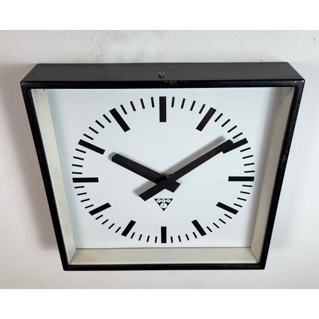 Industrial Black Square Wall Clock from Pragotron, 1970s For Sale - Image 4 of 17