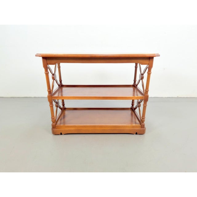 Victorian 3-Tier Bookshelf from López Morton, 1980 For Sale - Image 4 of 12