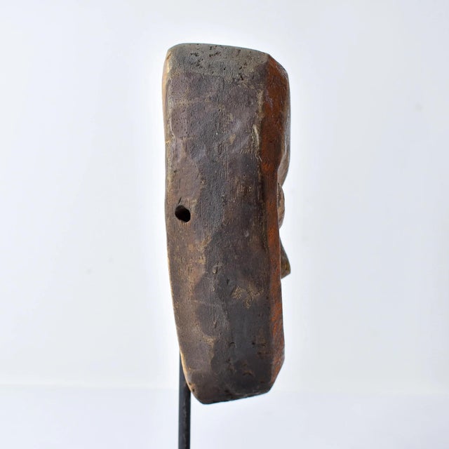 African Early 20th Century Kwele Ekuk Mask Gabon For Sale - Image 3 of 15