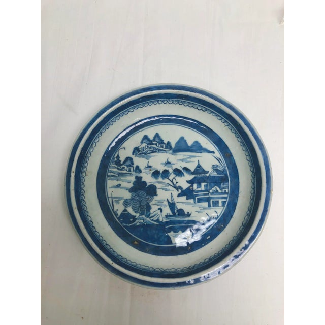 Mid 18th Century Antique 1790-1800 Chinese Canton Pie Plate For Sale - Image 5 of 5