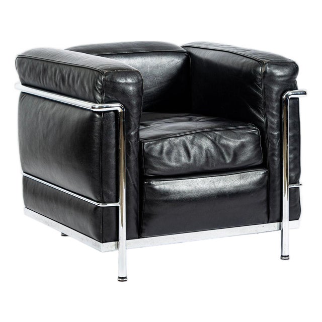 Authentic Cassina Lc2 Black Leather Petit Lounge Chair by Le Corbusier, 4x Avail For Sale