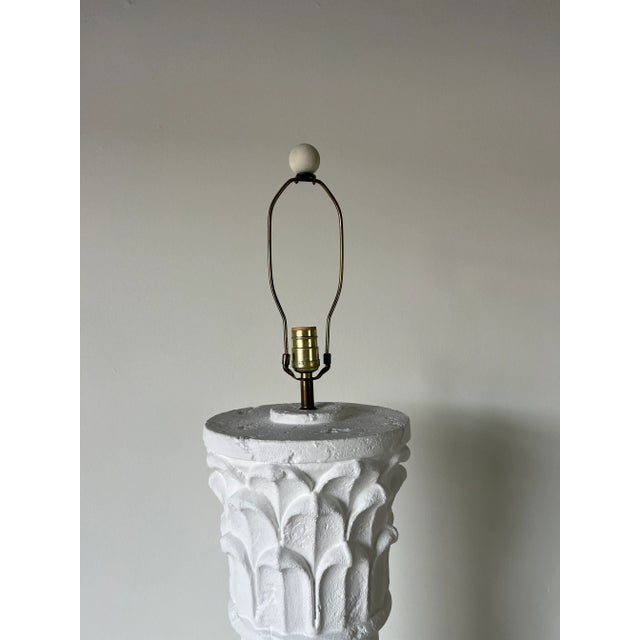 Sculpture Materials Hollywood Regency Column - Shape White Plaster Floor Lamp For Sale - Image 7 of 9