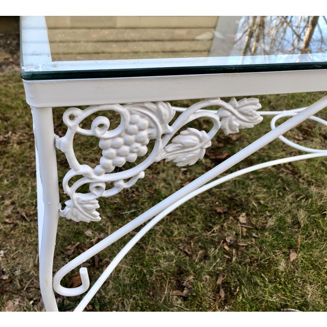 Woodard Mid Century Grapevine Pattern White Wrought Iron Dining Set