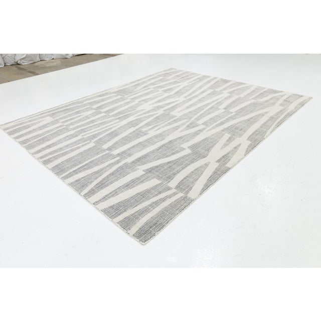 Textile 8x10 Abstract Geometric Modern Flatweave Rug - Hand-Knotted Ivory & Slate Wool For Sale - Image 7 of 10