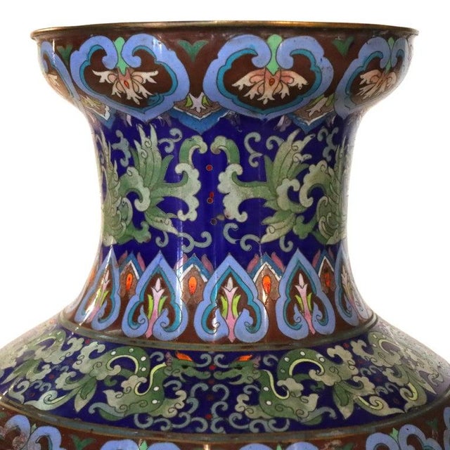 Pair 25" Antique Large Chinese Figural & Floral Cloisonne Enameled Urns C1920 For Sale - Image 4 of 14