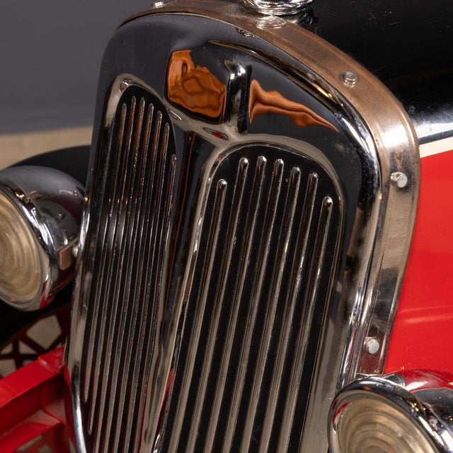 Vintage American Packard Two Seat Pedal Model Car, 1932 For Sale - Image 9 of 18