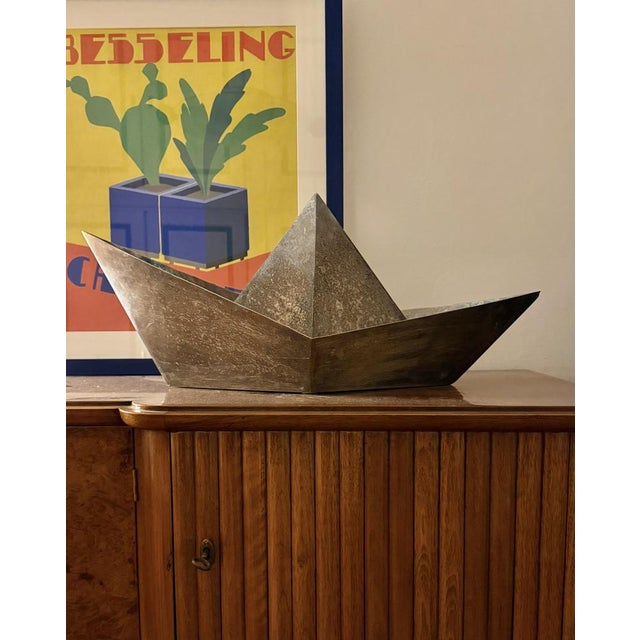 Modern silver-plated paper boat sculpture Designed by Aldo Cibic for Paola C. Italy 1980s Silverplated brass, hand-crafted...