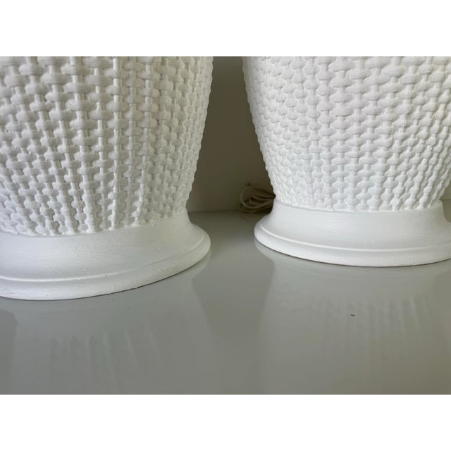 Sculpture Materials Vintage Coastal Woven Basket Pattern Plaster Table Lamps - a Pair For Sale - Image 7 of 10