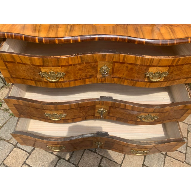 Baroque Saxony Walnut and Maple Chest of Drawers, 1760s For Sale - Image 11 of 15