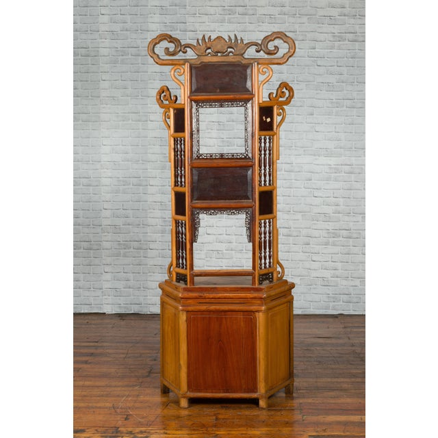 Chinese Qing Dynasty 19th Century Bamboo Washstand with Lacquered Panels For Sale - Image 10 of 13