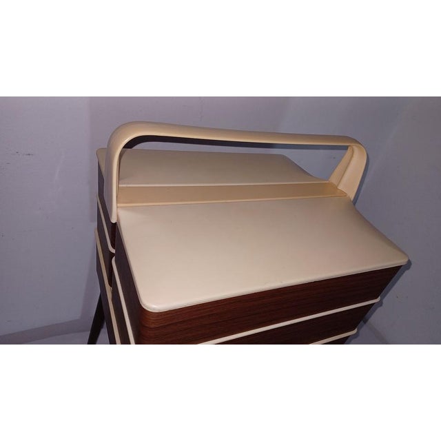 Mid-Century Sewing Box, 1960s For Sale - Image 11 of 18