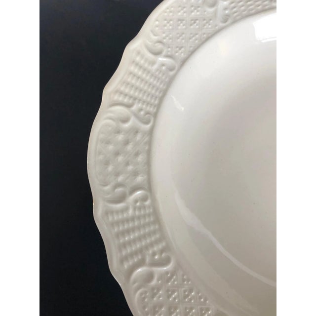 Washington Colonial Vogue Pottery Soup Bowl For Sale - Image 9 of 12