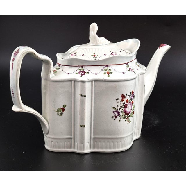 English Earthenware Commode-Shaped Teapot with Widow Finial, c.1810 For Sale - Image 6 of 15