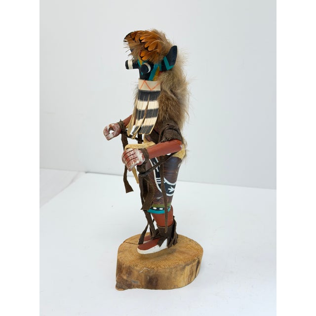 The Broad Face Kachina (known in Hopi as Wuyak-kuita or Wuyak-taywa) is a traditional Hopi guard and disciplinary katsina...