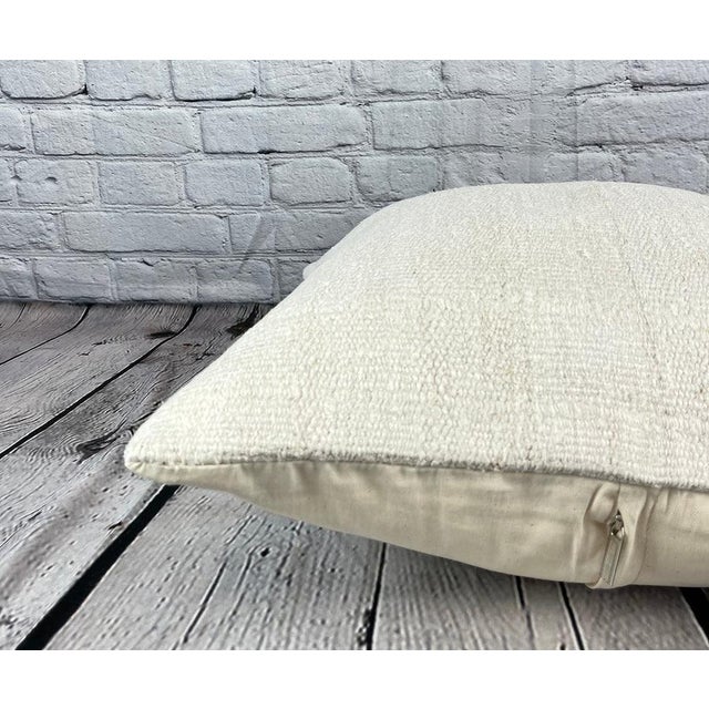 20 x 20 Hemp Pillow Turkish Cushion Natural Grayish White Pillow Cushion Cover For Sale - Image 4 of 4