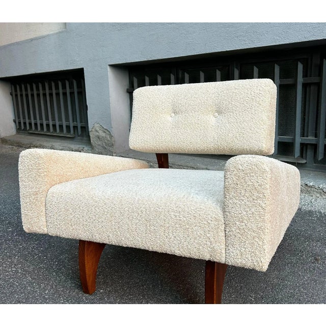 Set of Square Armchairs with Wooden Base and White Bouclé Fabric, 2000s, in Flawless conditions. Designed from 2000