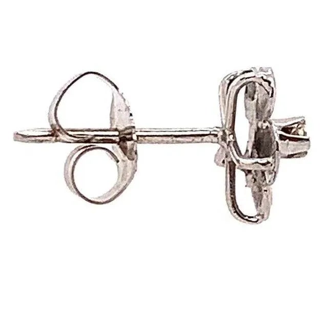 Modern 14 Karat White Gold Flower Stud Earrings With Round Diamond For Sale - Image 3 of 10
