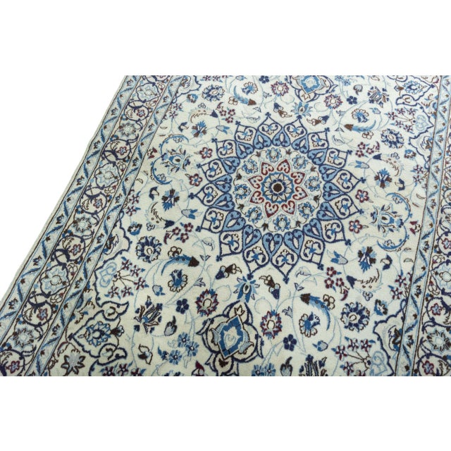 Hand-Knotted Oriental Rug in Silk For Sale - Image 5 of 13