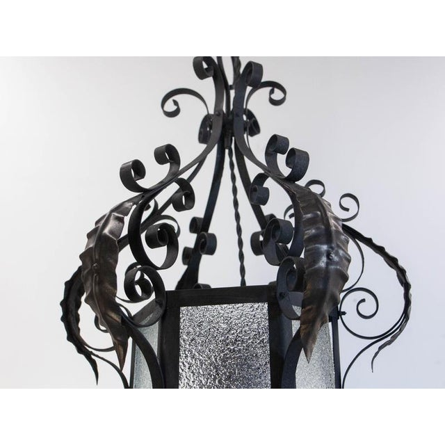 Brown French Wrought Iron and Granita Glass Pendant, 1900s For Sale - Image 8 of 14