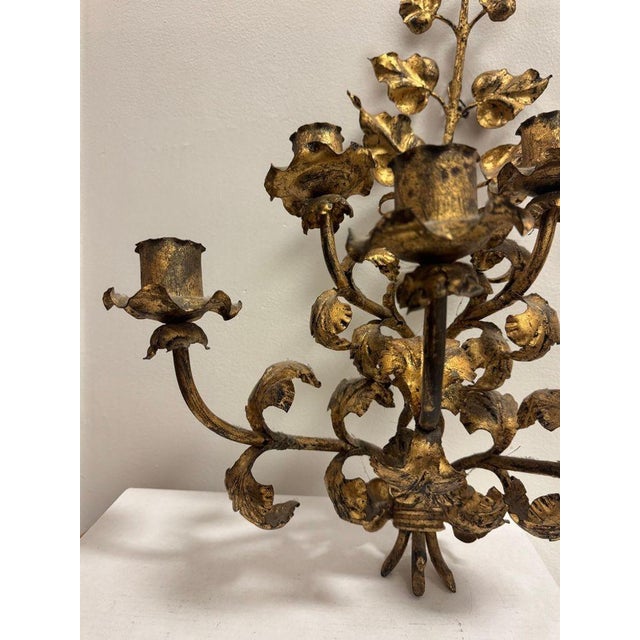 Early 20th Century Antique Italian Wall Sconce Candelabra With Gilt Gold Leaf Motif for Five Candles, C. 1920s For Sale - Image 5 of 7