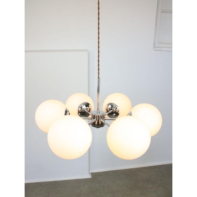 Italian Space Age Sputnik Chrome and Opaline Chandelier, 1970s For Sale - Image 12 of 18