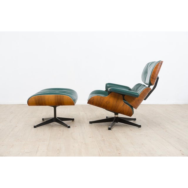 Wood Set of Vintage Lounge Chair with Ottoman in Avocado Green by Charles and Ray Eames for Herman Miller, 1970s For Sale - Image 7 of 18