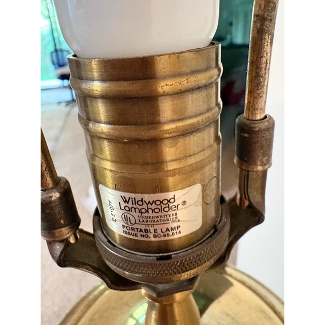 Brass Vintage Wildwood Chinoiserie Hand-Painted Porcelain Brass Table Lamp For Sale - Image 8 of 18