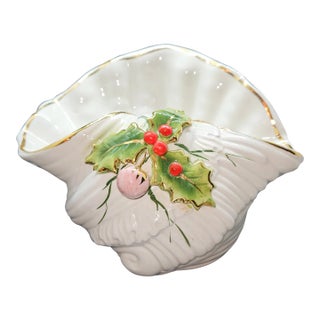 Vintage Holiday-Themed Seashell-Shaped Italy Dish For Sale