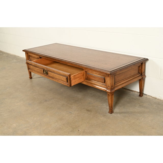 Wood Thomasville French Regency Louis XVI Carved Pecan Wood Coffee Table or Cocktail Table, Circa 1960s For Sale - Image 7 of 17