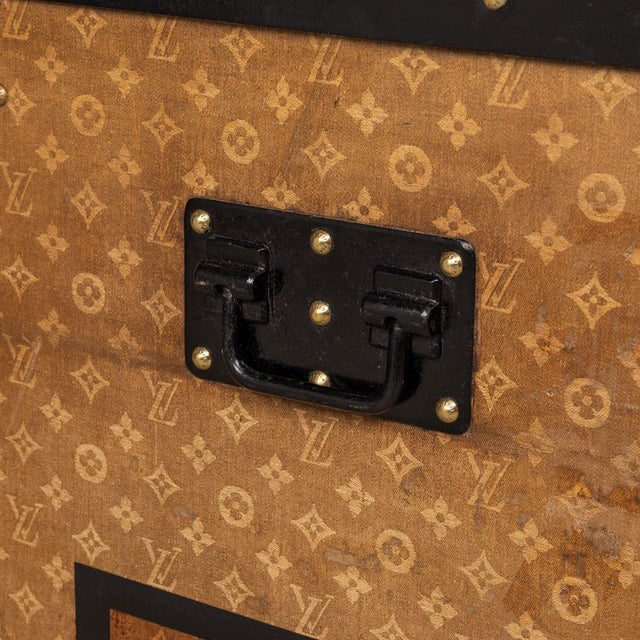 Antique French Malle Haute Trunk in Woven Canvas from Louis Vuitton, 1900 For Sale - Image 18 of 18