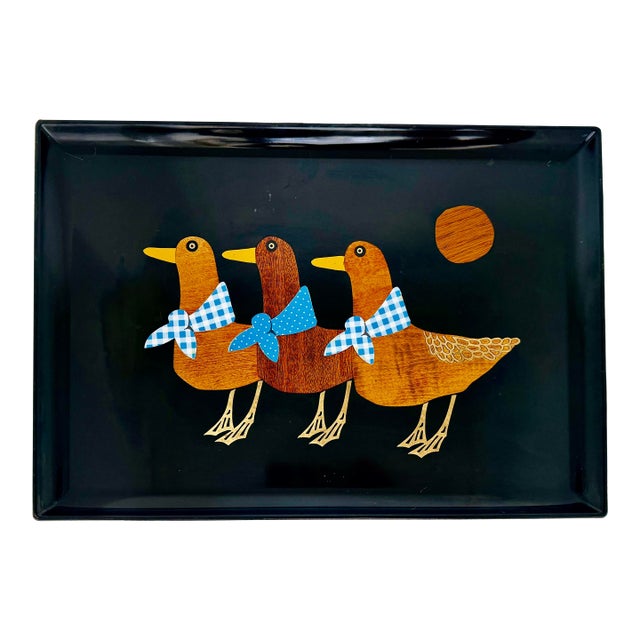 Classic Vintage Mid-Century Modern Couroc of Monterey, Ca Tray With a ‘Handkerchief Duck Trio’ With Hand Inlaid Wood, Brass, & Gingham/Dot Detailing For Sale