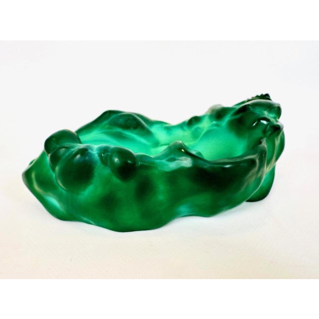 Boho Chic Art Nouveau Style Malachite Glass Bowl by Carlo Conte for František Halamas Železný Brod Workshops, 1940s For Sale - Image 3 of 11
