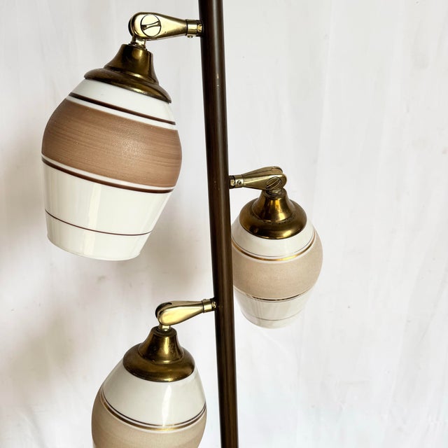 Mid-Century Modern Atomic Style Floor Lamp/Side Table For Sale - Image 11 of 12