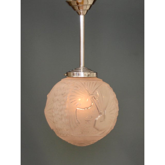Large French Art Deco Pendant Light from Muller Frères, 1920s For Sale - Image 12 of 14