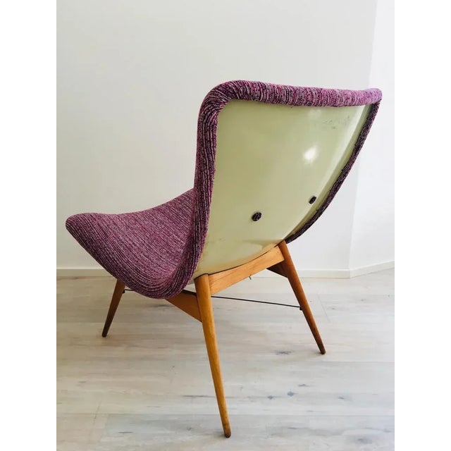 1960s Banana TV Chair by Miroslav Navratil for for Cesky Nabytek, 1959 For Sale - Image 5 of 7