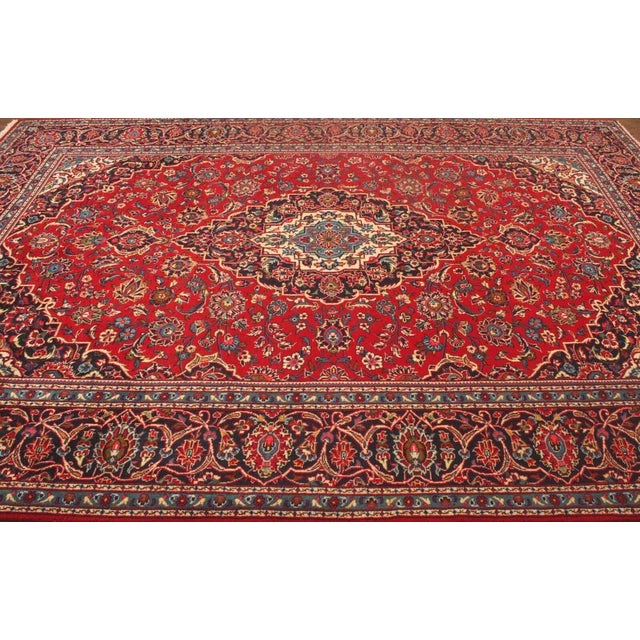 Red Middle Eastern Rug in Wool For Sale - Image 8 of 11