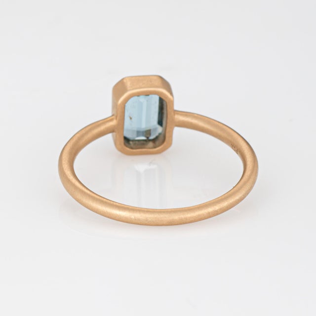 Early 21st Century 1 Aquamarine Ring Sz 6.25 Estate 14k Gold Stacking Band Fine Jewelry Emerald Cut For Sale - Image 5 of 6