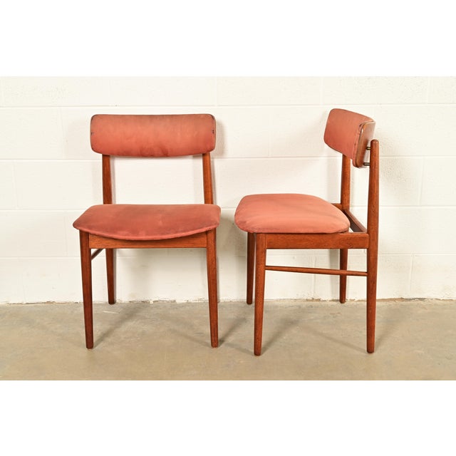 Finn Juhl Style Danish Modern Sculpted Teak Dining Chairs, Set of Four For Sale - Image 11 of 13
