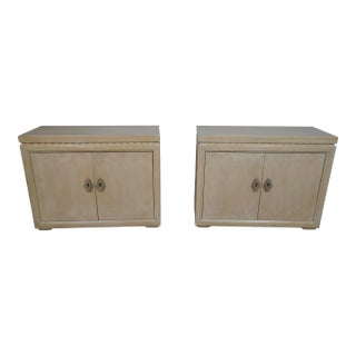 Pair Henredon Modern Design 2 Door Console Hall Cabinets For Sale