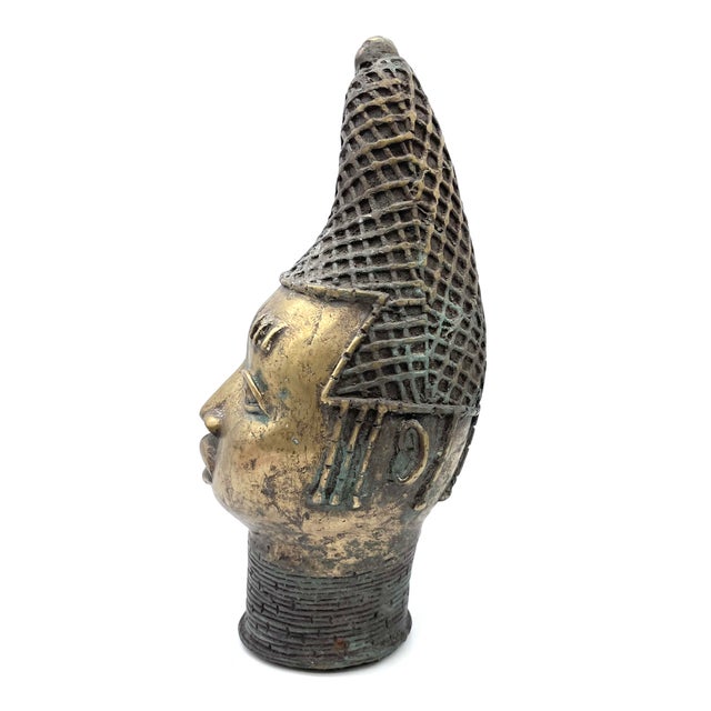 Nigerian Artist, Large Benin Memorial Head Sculpture, 20th Century, Bronze For Sale - Image 3 of 18