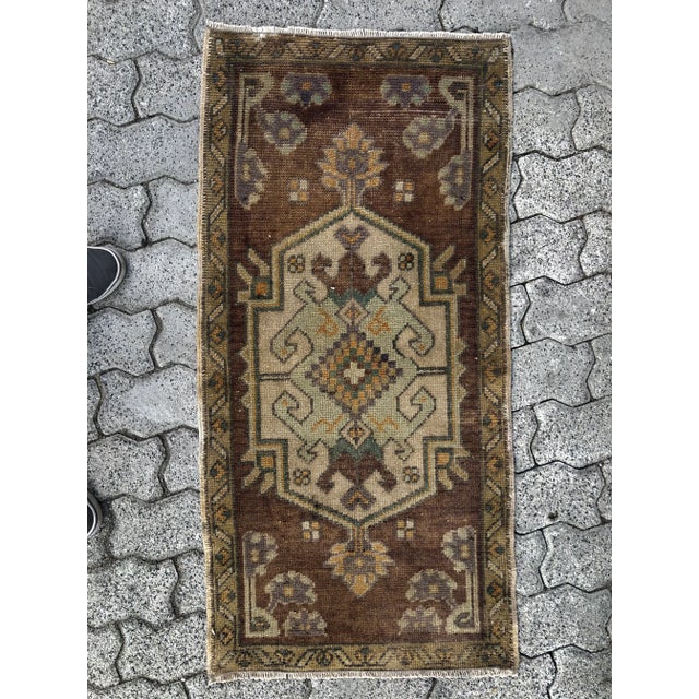 1960s Vintage Turkish Wool Rug For Sale - Image 6 of 6